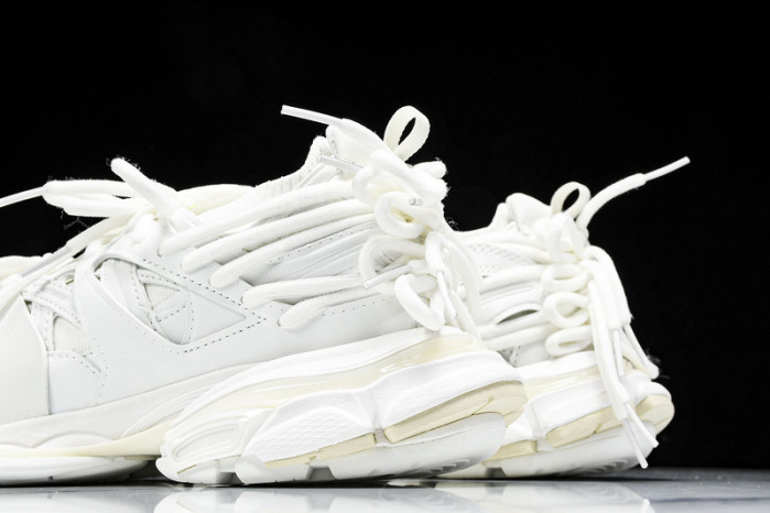 BLCG Track 786281 W3CO1 2000