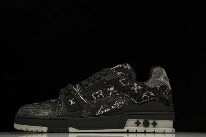 LV SNEAKER LOW  020401