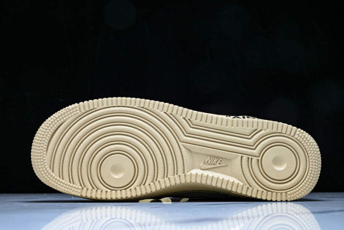 NIKE OF x AIR FORCE 1 LOW University Gold FD6900 200