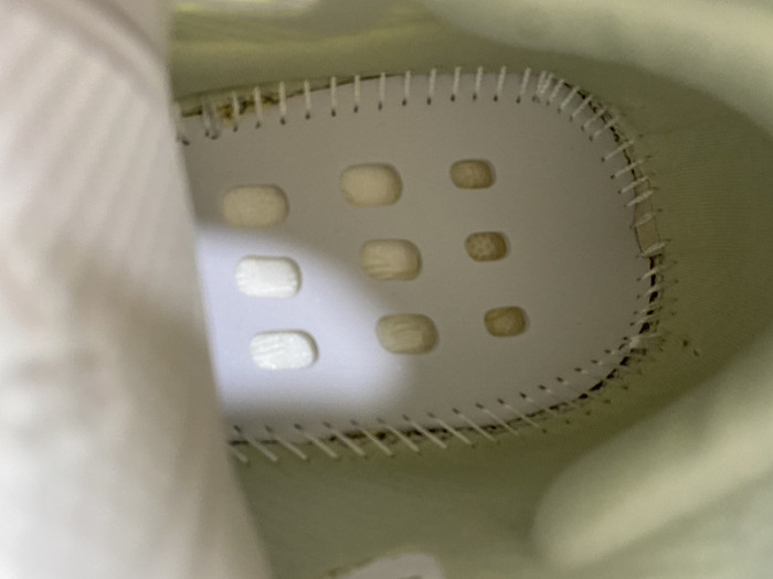 ad1d*s  Y**zy boost 380 alien blue gw0304