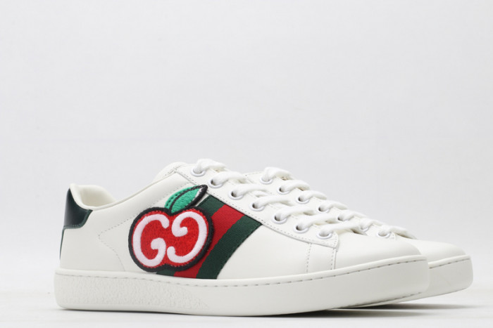 Gv*c ace embroidered low-top sneaker 611377d0pe09064