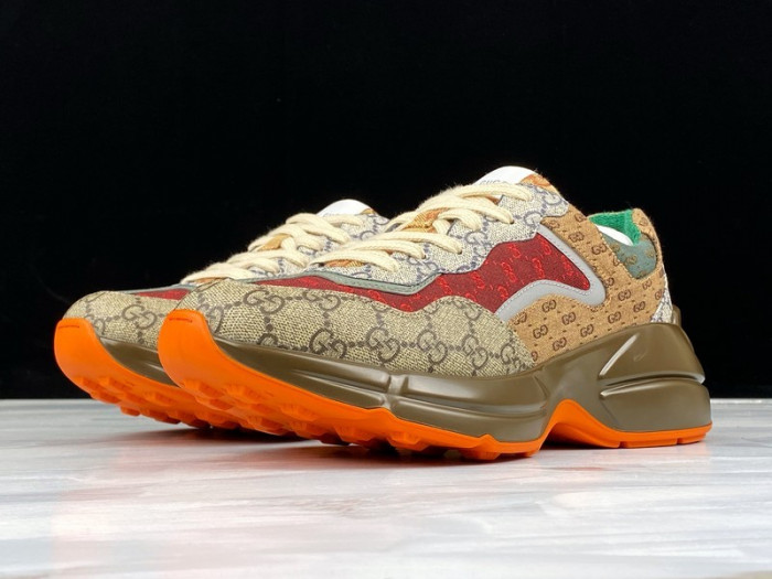 Gv*c rhyton vintage trainer sneaker 620185 99wg0 6060