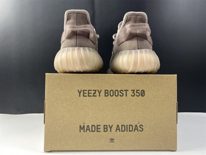ad1d*s Y**zy boost 350 v2 mono mist gw2871