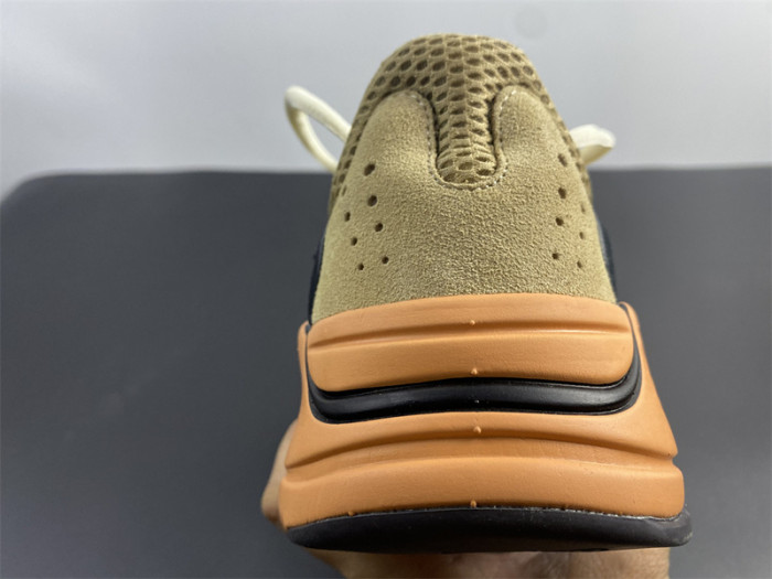 ad1d*s Y**zy boost 700 enflame amber gw0297