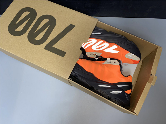 ad1d*s Y**zy boost 700 mnvn orange - fv3258