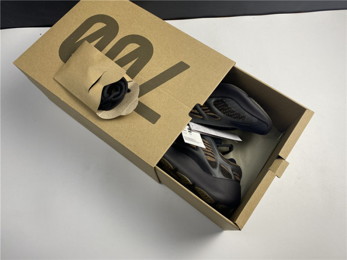 ad1d*s Y**zy 700 v3 gy0189