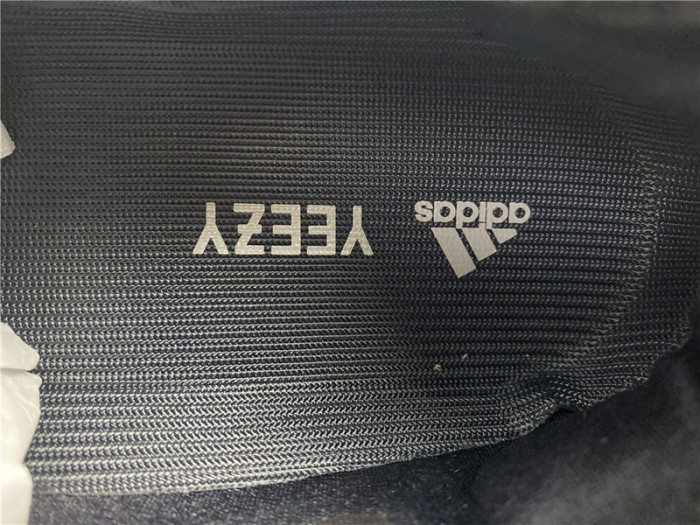 ad1d*s Y**zy boost 380 “onyx” reflective h02536