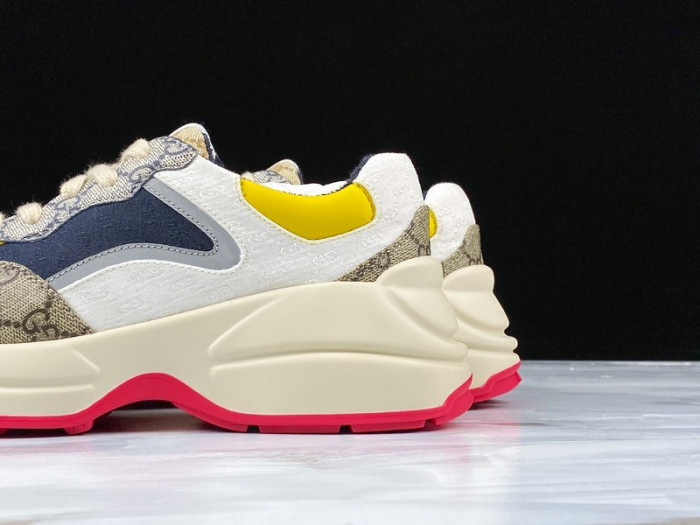 Gv*c rhyton vintage trainer sneaker 619891 99wf0 4370