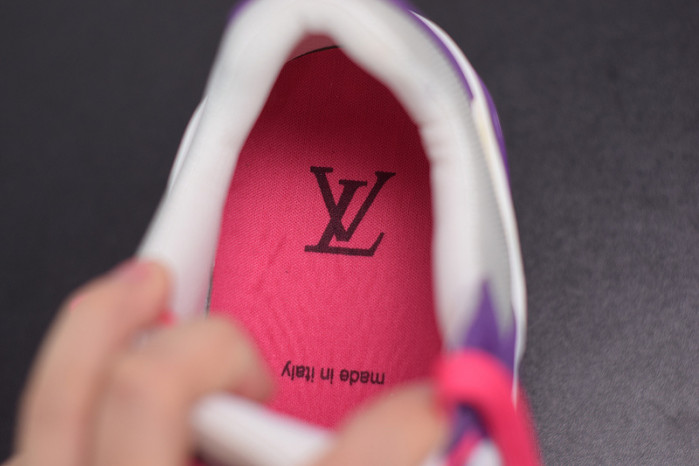 LV SNEAKER LOW YEE-002