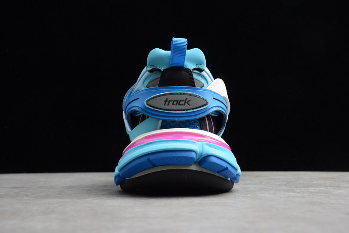 BLCG Track Trainer Blue 542023 W1GB5 4162